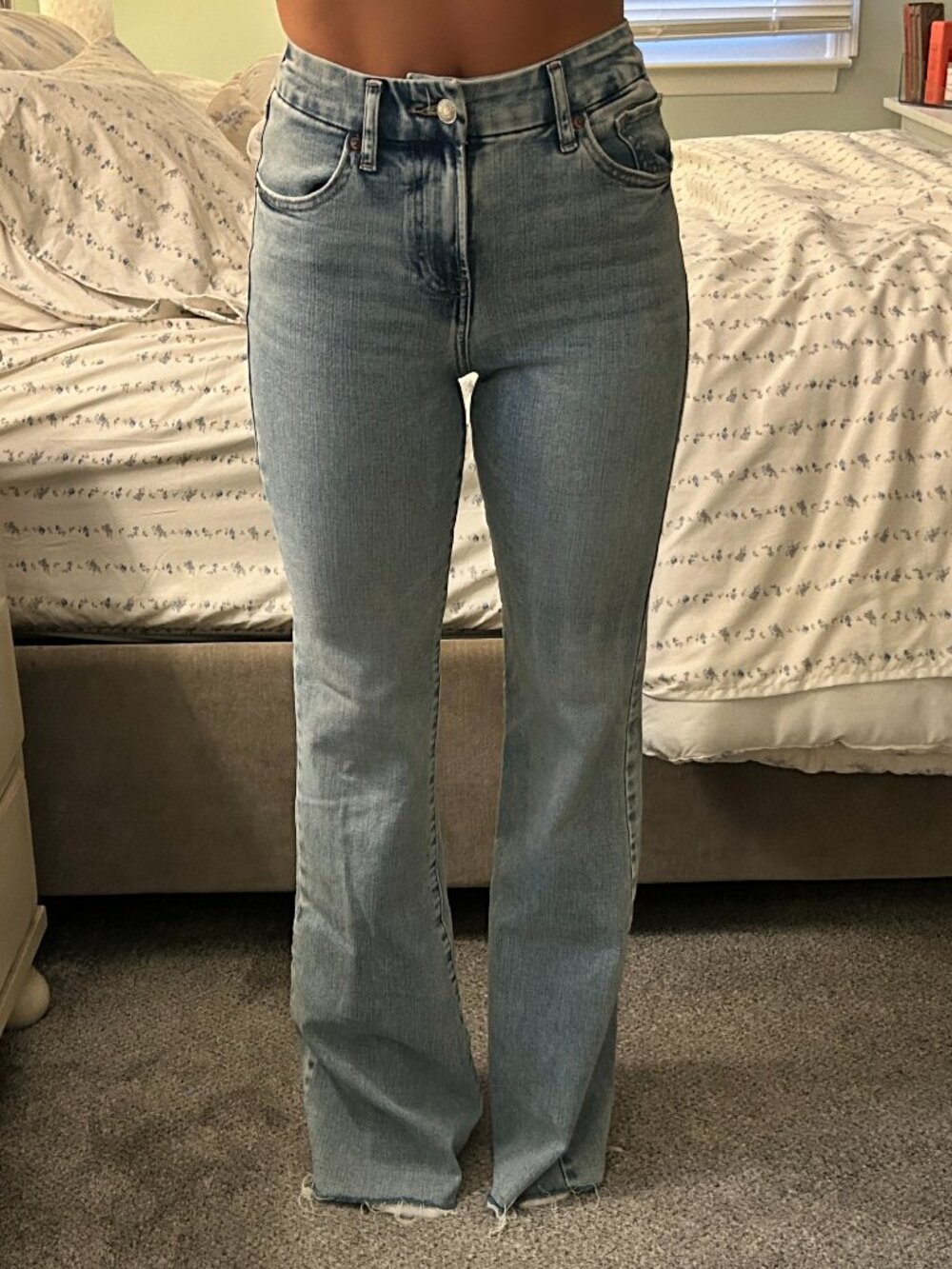 Express 70's Flare Mid-Rise Jeans - Picture 2 of 7